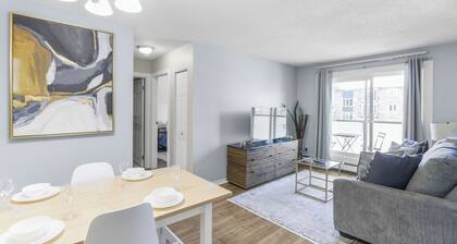 Cozy Vibes in Kensington - Free WiFi | Parking | Portable AC