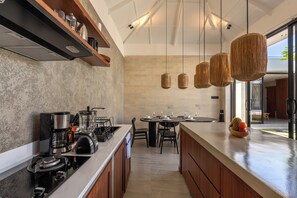 Biệt thự, 3 phòng ngủ | Bếp riêng