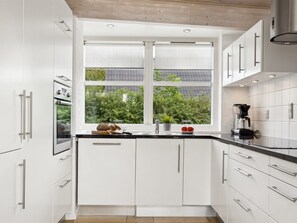 Fridge, microwave, dishwasher, cookware/dishes/utensils - "Agneta" - 150m from the sea by Interhome (Sydals)