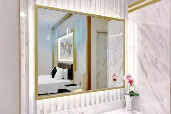 Room - Grand Malioboro Yogyakarta Hotel (Gedong Tengen)