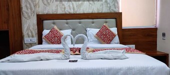 HOTEL SIDDHI VINAYAK