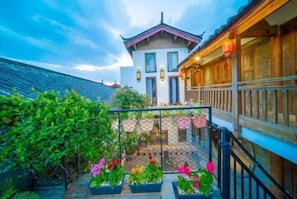 Interior - Lijiang Shangqingyuan Inn (Lijiang)