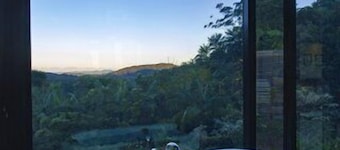 Luxury Mountain View Lodge with Heated Pool @ Crystal Creek Rainforest Retreat