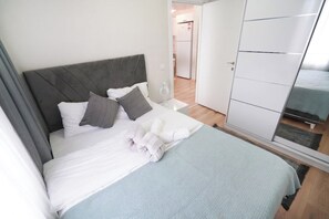 1 bedroom, iron/ironing board, WiFi, bed sheets