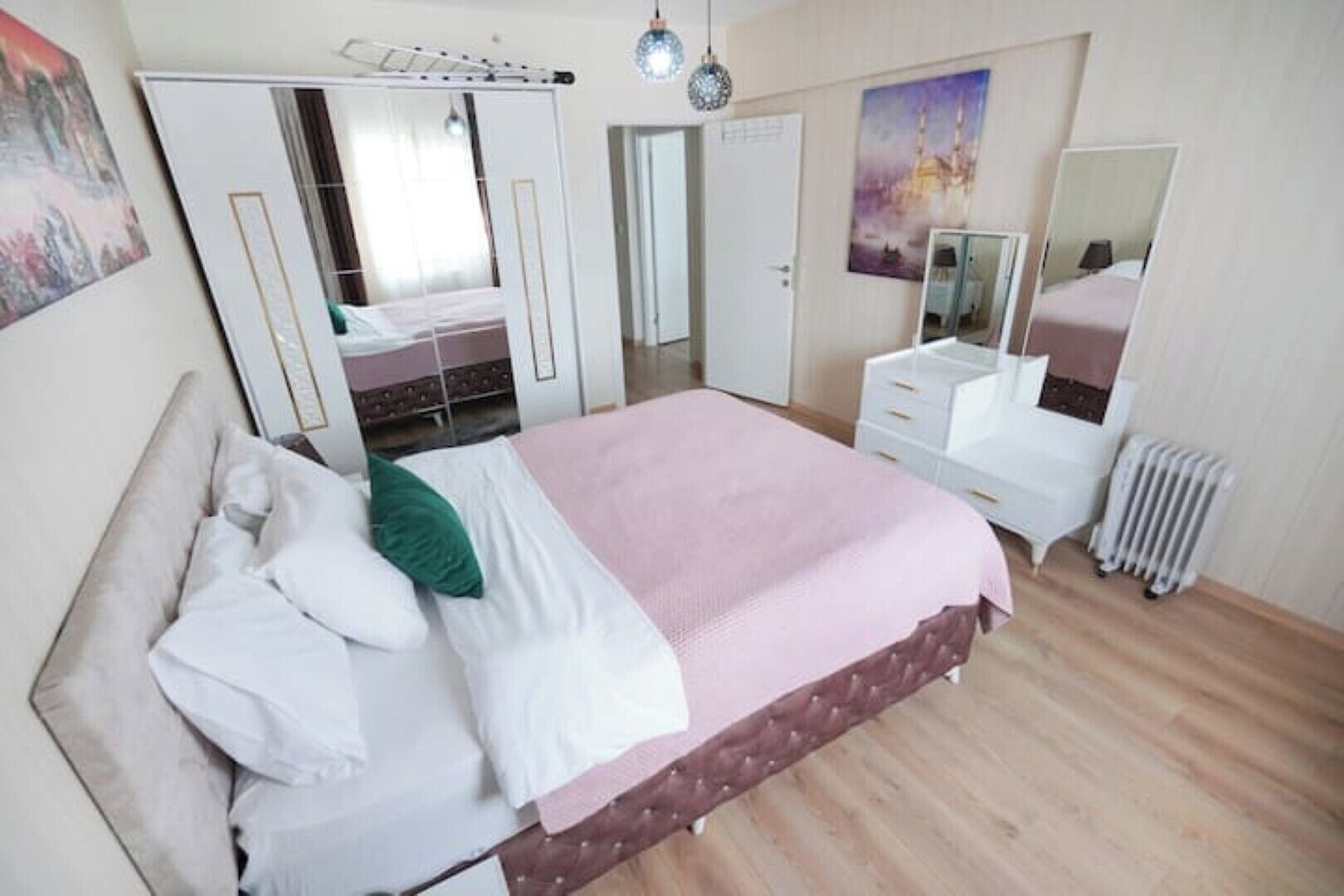 1 camera, ferro/asse da stiro, Wi-Fi, lenzuola