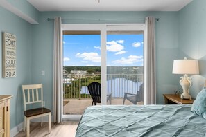 Bügeleisen/Bügelbrett, kostenloses WLAN, Bettwäsche