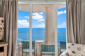 تلفزيون ذكي