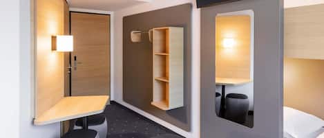 Soundproofing, free WiFi