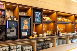 Daily buffet breakfast (EUR 13.9 per person)