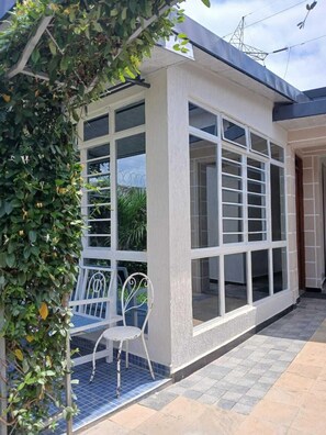 Exterior - Utawala Executive Residence (Nairobi)