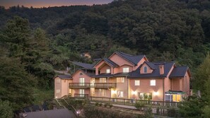 Exterior - Yangpyeong Beulleosseom pet spa Pension (Yangpyeong)