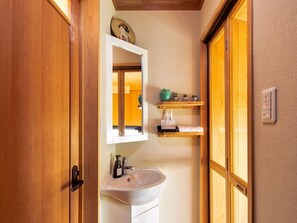 Villa, Non Smoking | Bathroom | Slippers