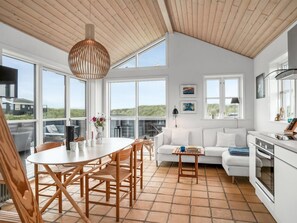 Interior - "Egino" - 90m from the sea by Interhome (Løkken)