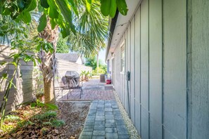 Terrace/patio - Northeast Florida Retreat (Jacksonville Beach)