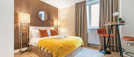 1 chambre, fer et planche à repasser, Wi-Fi, draps fournis