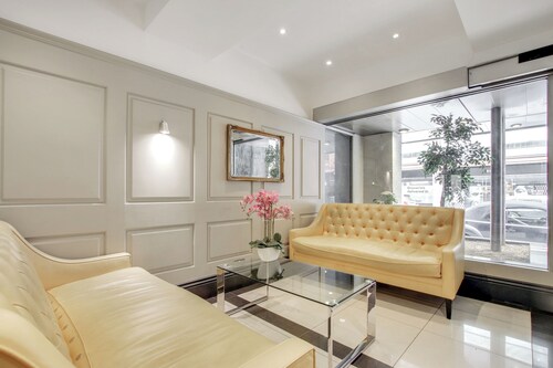 Elegant Apartment in Chelsea, Kensington