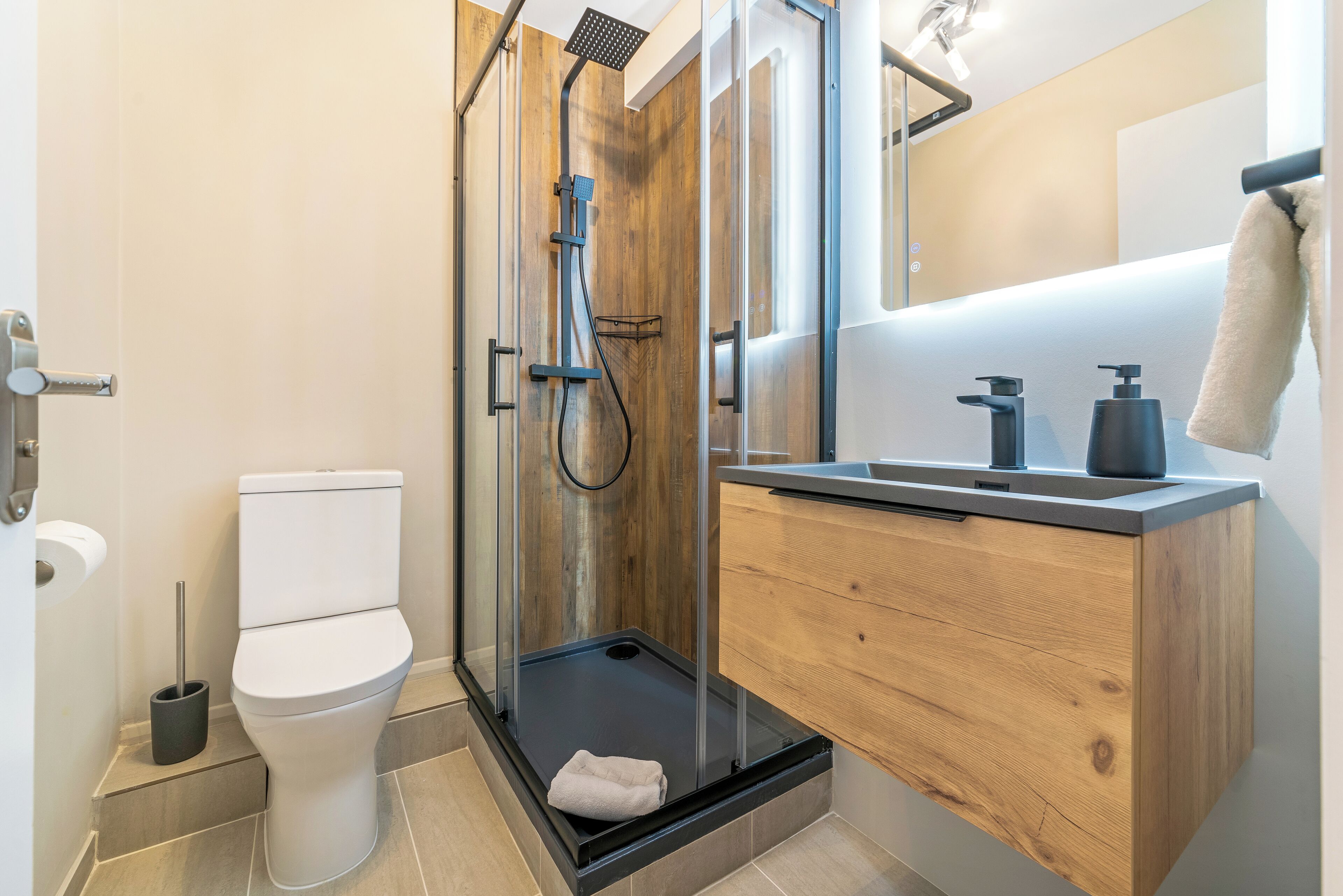 Hair dryer, towels, toilet paper