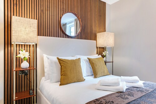 Elegant Apartment in Chelsea, Kensington