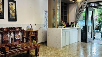 Quầy tiếp tân