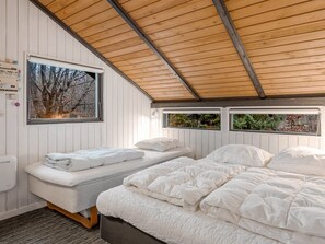 2 多间卧室、上网接入