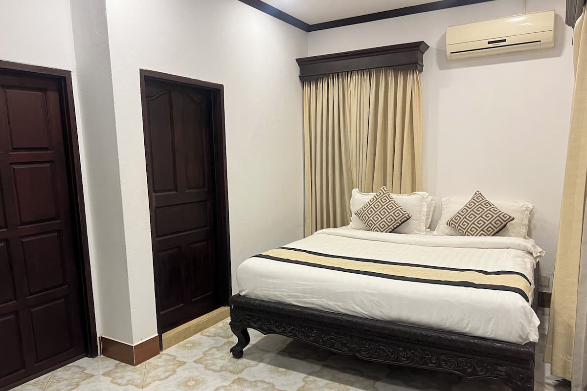 Deluxe Double or Twin Room, Balcony, City View