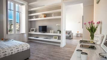 Deluxe apartman, kilátással a városra | 1 hálószoba, hangszigetelés és vasaló/vasalódeszka