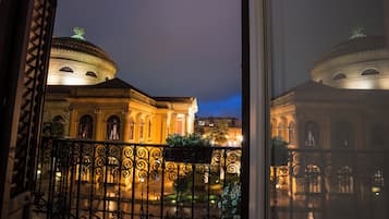 Deluxe apartman, kilátással a városra | Kilátás a szobából