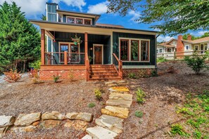 Exterior - Cozy Craftsmen with Fire Pit in Black Mtn (Black Mountain)