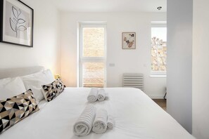 4 bedrooms, iron/ironing board, travel cot, free WiFi