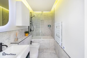 مجففات شعر، مناشف