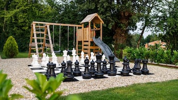 Villa, con acceso para personas discapacitadas | 4 habitaciones y internet