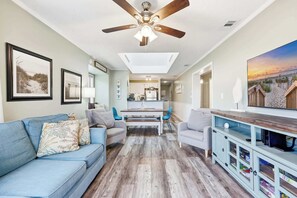 Uklassifisert bilde, 2 av 47, knapp