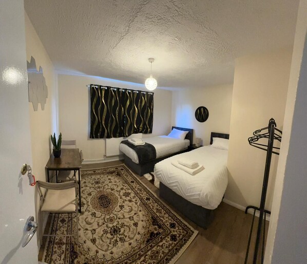 Casa | 4 quartos, roupa de cama