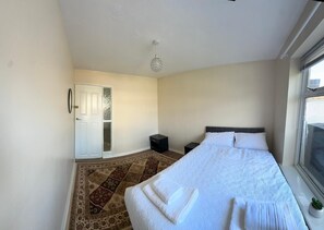 Casa | 4 quartos, roupa de cama