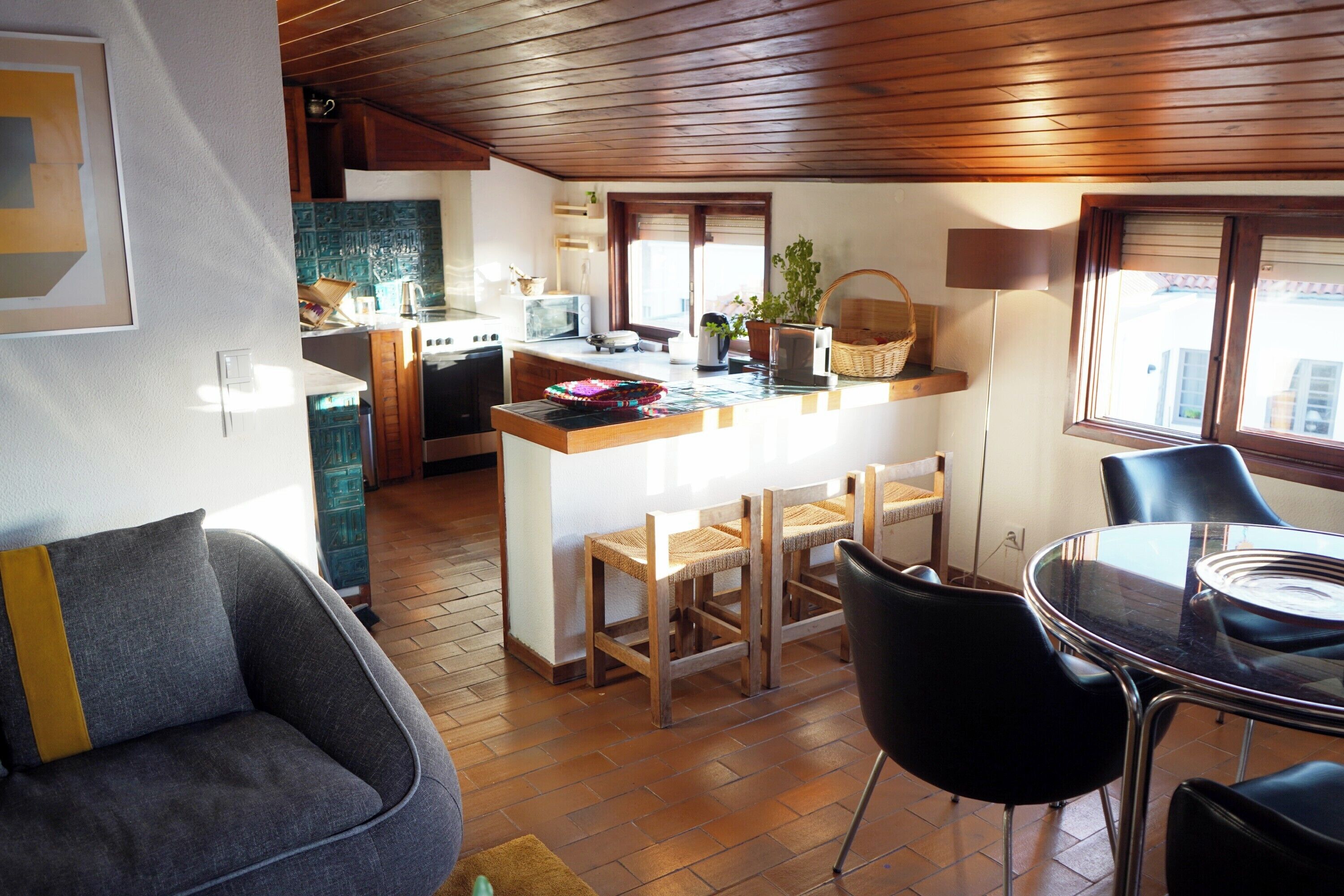 Loft Deluxe, vistas a la ciudad | Zona de estar | Libros