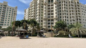 House, Accessible | 3 bedrooms - Al Dabas Beach Views 3BD Sleeps 6 Beachfront (Dubai)