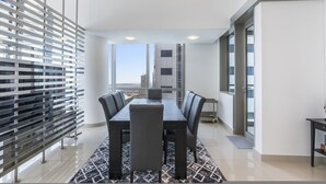 Apartment - Luxury at Ocean Heights Views Dubai Marina 4 Beds Sleeps 8 (Dubai)