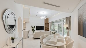 Unclassified image, 5 of 30, button - Luxury at Beachside Al Sultana Jumeirah Shoreline (Dubai)