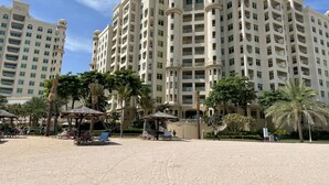 Unclassified image, 2 of 30, button - Luxury at Beachside Al Sultana Jumeirah Shoreline (Dubai)