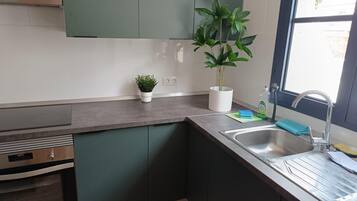 Villa | Dapur peribadi | Peti sejuk, ketuhar, dapur, cerek elektrik