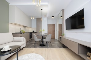 Free WiFi, bed sheets - Nowoczesne Studio Woronicza by Renters (Warsaw)