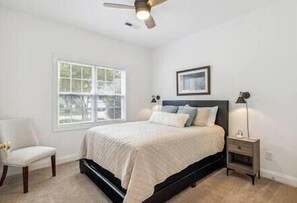 3 bedrooms, iron/ironing board, WiFi, bed sheets