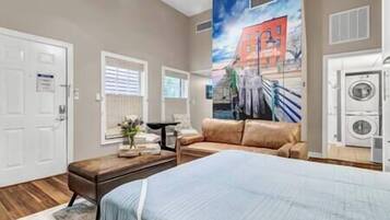 Fer et planche à repasser, Wi-Fi, literie fournie