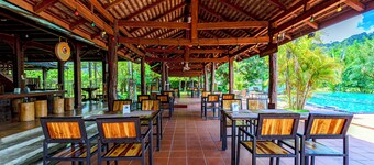 Lisha Grand Hotel C Vangvieng