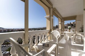 Outdoor dining - Castle Harbour 34 - One Bed (Los Cristianos)