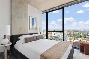 2 soverom, strykejern/-brett, reiseseng for barn og wi-fi