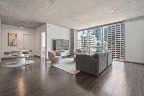 Living area - Modern 2BR in The Loop + Panoramic City Views (Chicago)