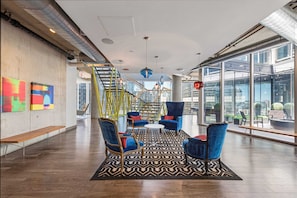 Interior - Modern 2BR in The Loop + Panoramic City Views (Chicago)