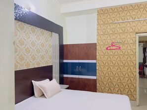 Chambre Double Deluxe, vue ville | Wi-Fi gratuit
