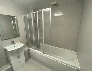 House | Bathroom